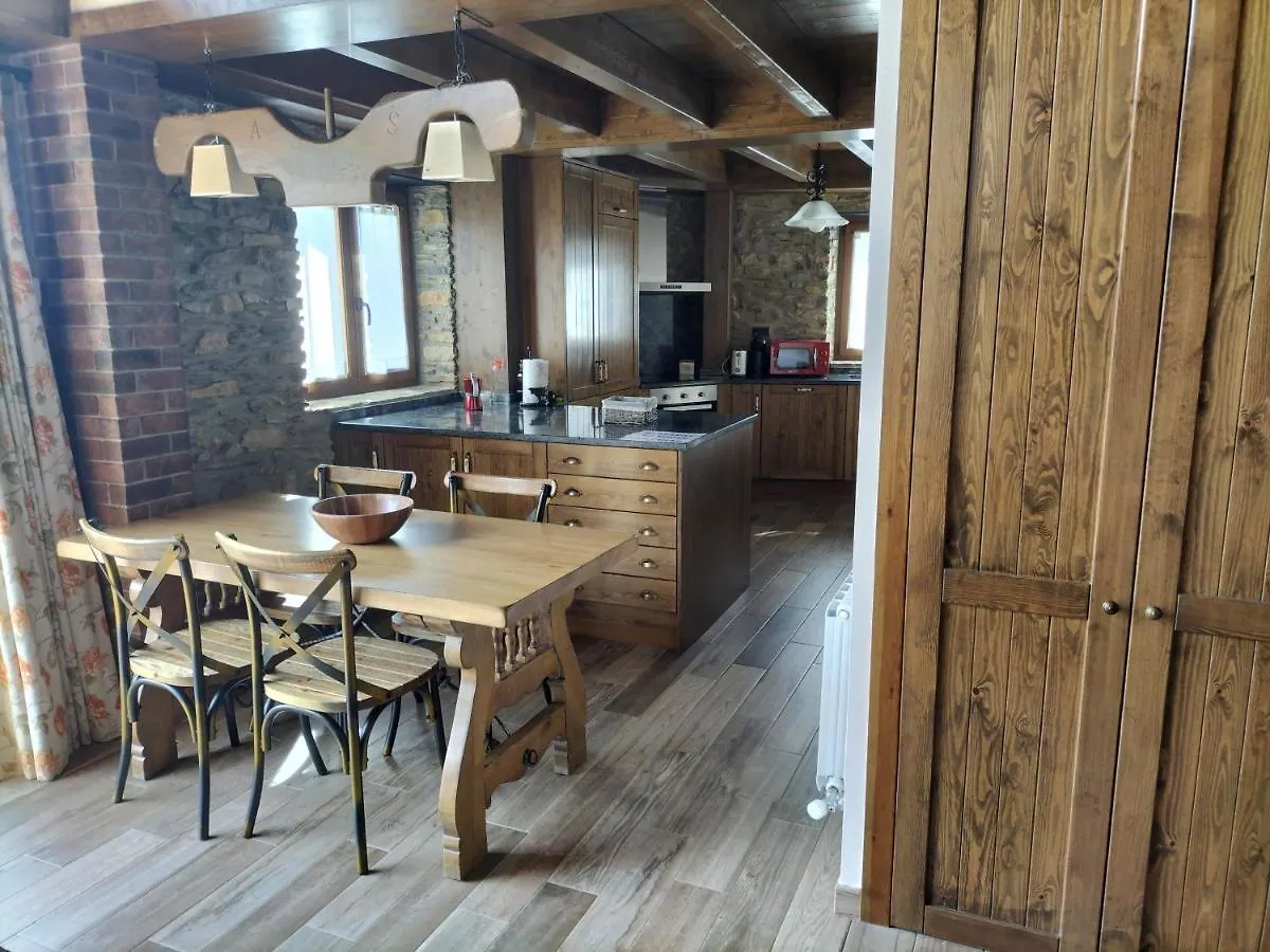 Villa Cal Teler-Benedicta Olopte 0*,  España